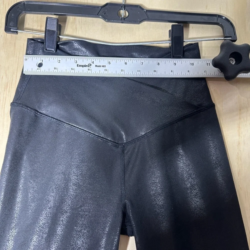Offline by Aerie The Hugger Crossover High Waisted‎ Crackle Faux Leather Legging